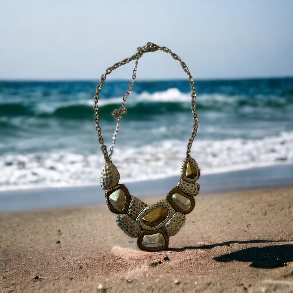 Gold and silver metal necklace